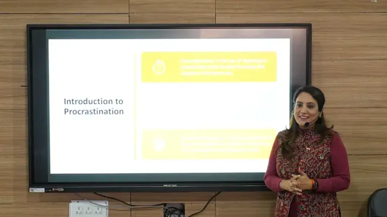 Shaping Careers: Students Gain Wisdom from Industry Leaders

